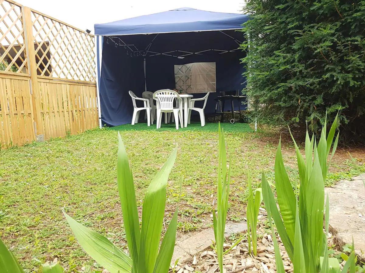 Maison Centre-Ville Calme Avec Jardin Lons-le-Saunier Extérieur photo